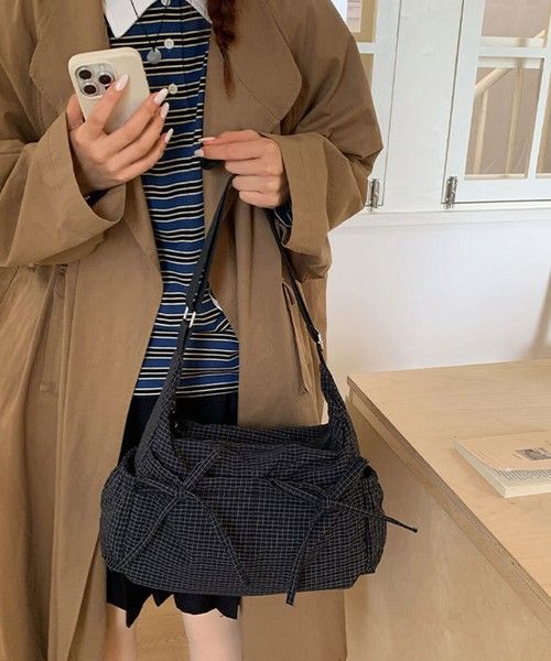https://assets.mercari-shops-static.com/-/large/plain/2JXu6Y2KHkAtN3g3tFG4vz.jpg@jpg
