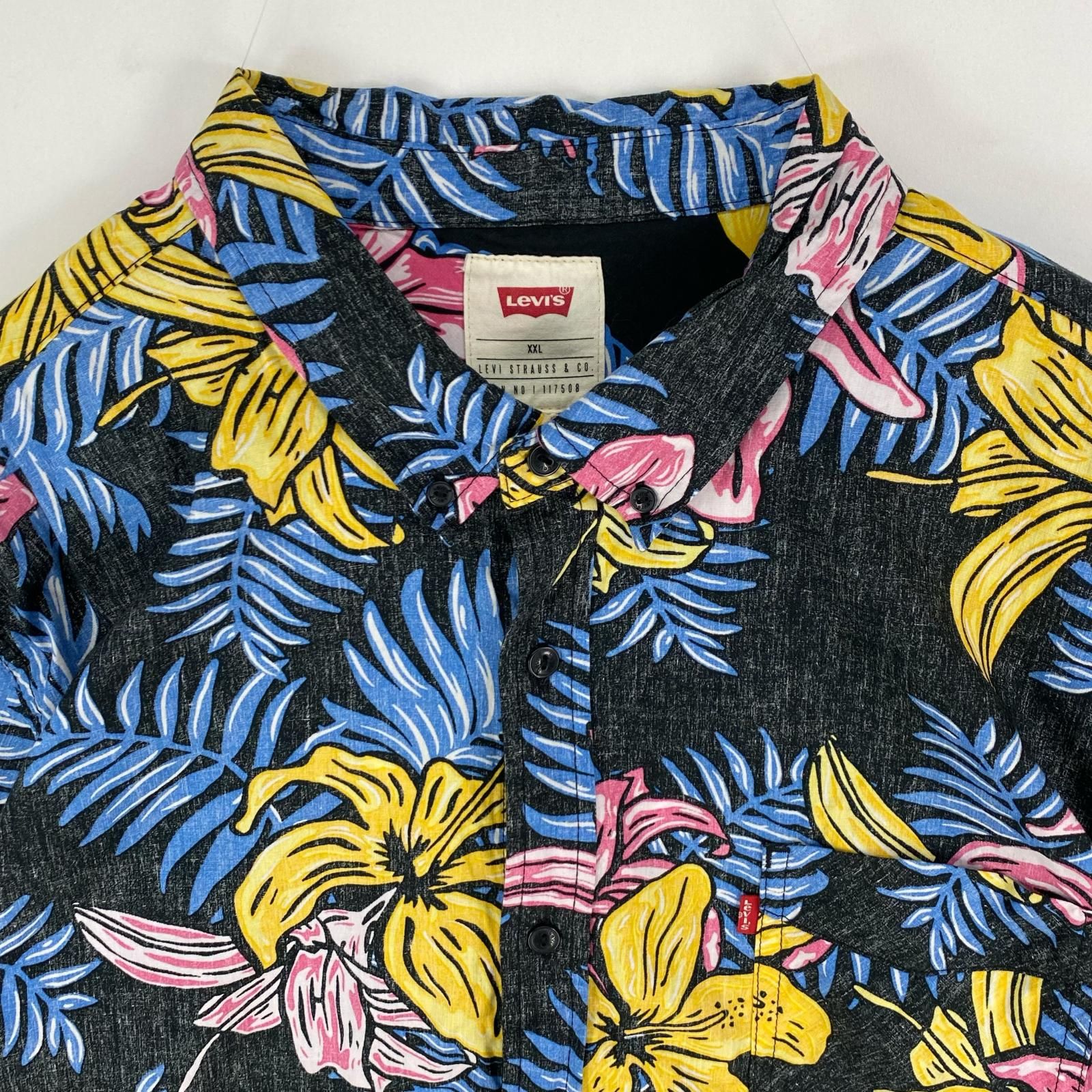https://assets.mercari-shops-static.com/-/large/plain/2JXu7KDPmhcKkPqZFRy4a6.jpg@jpg