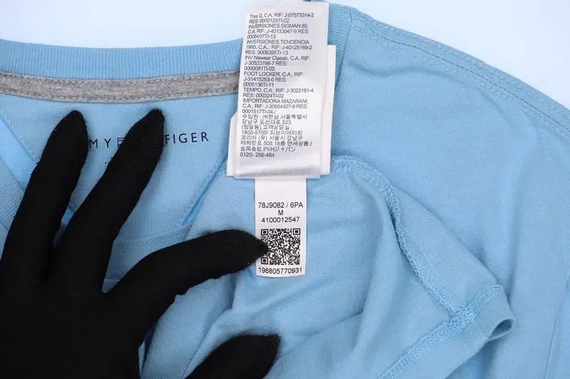 https://assets.mercari-shops-static.com/-/large/plain/2JXuFSrnrGmeCHxk8DxUMz.webp@jpg