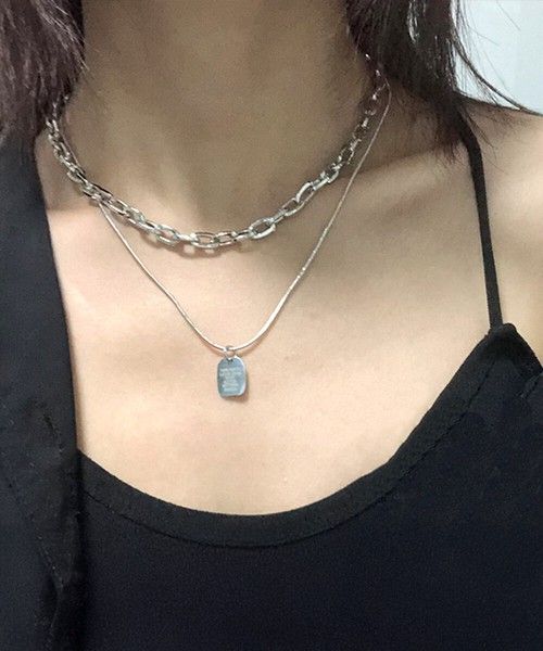 https://assets.mercari-shops-static.com/-/large/plain/2JXuFfnsgSorqEpmU8CfXR.jpg@jpg