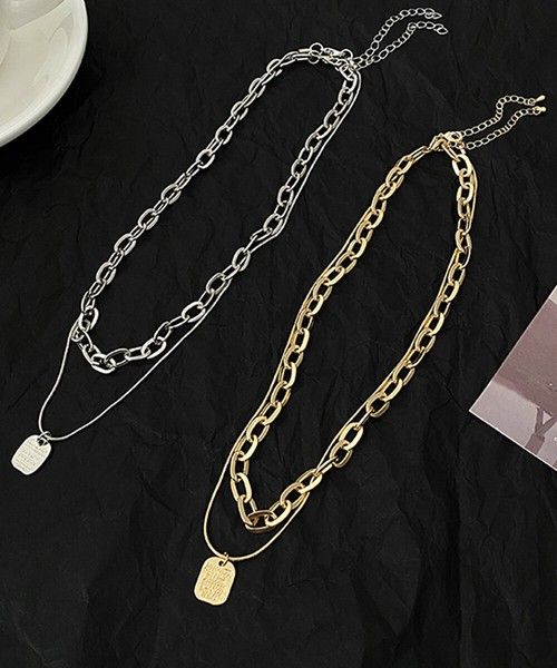 https://assets.mercari-shops-static.com/-/large/plain/2JXuFfqeY9dgMNaEebZ4xM.jpg@jpg