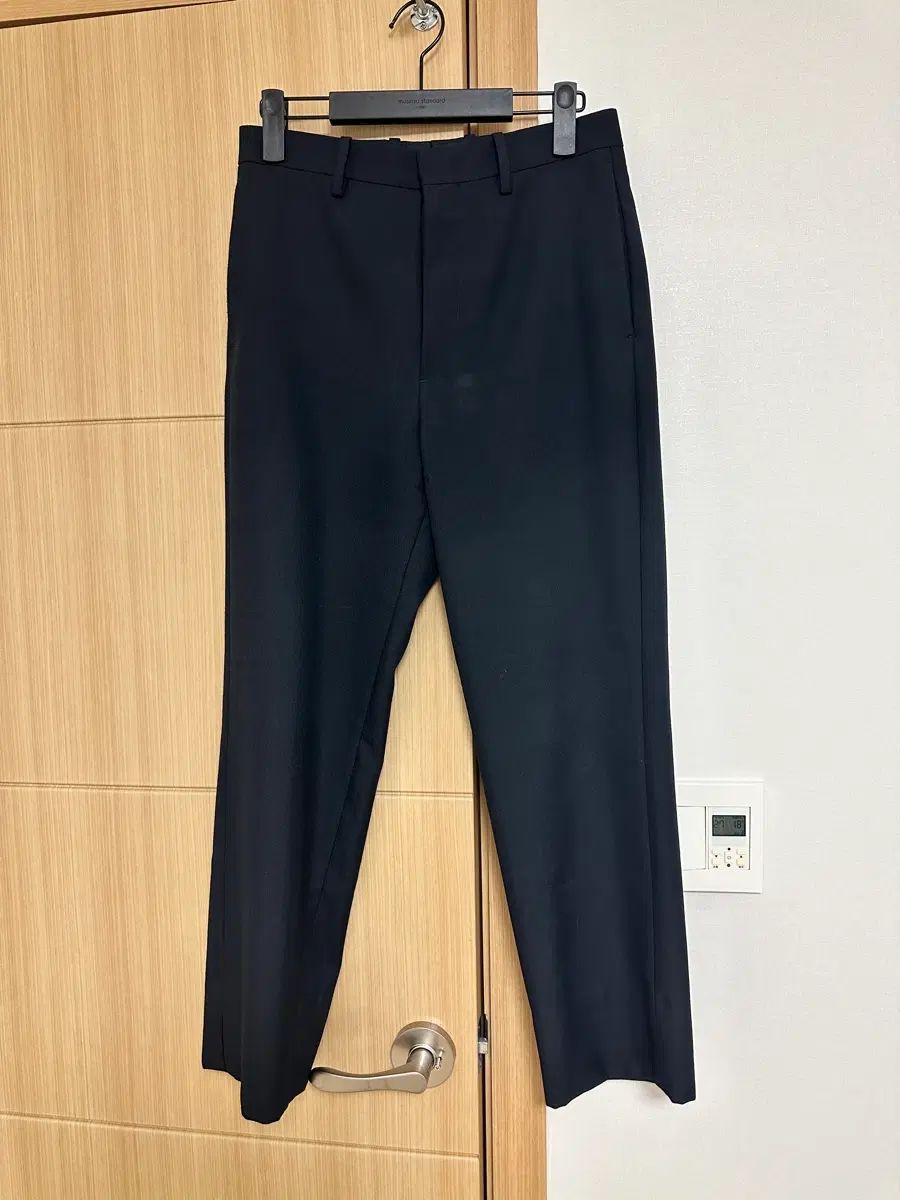 ポッタリー ウール テーパード パンツ ダークネイビー 1サイズ 12,182円