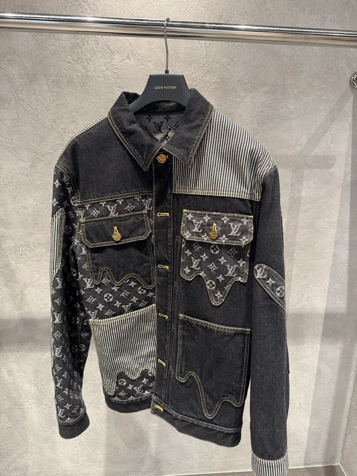 ルイヴィトン NIGO モノグラム ジャケット