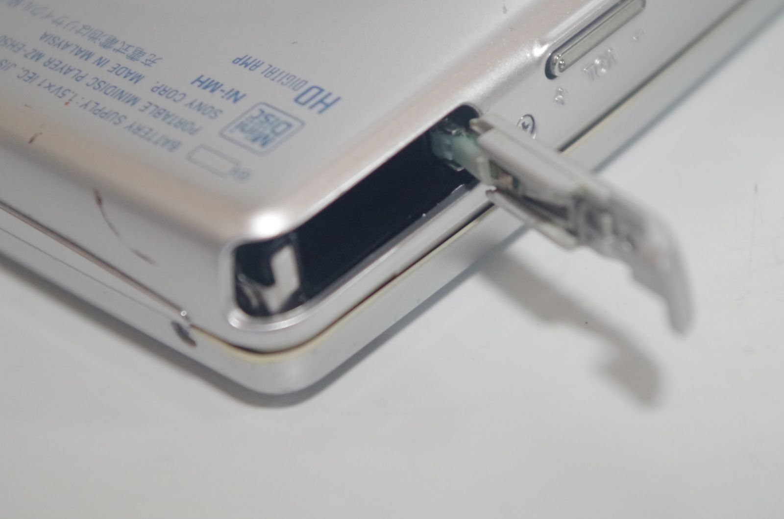 中古 動作確認済 難あり SONY Hi-MD WALKMAN MZ-EH50 A8482 SONY Hi-MD WALKMAN MZ-EH50 本体 - メルカリ