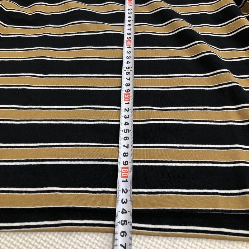 https://assets.mercari-shops-static.com/-/large/plain/2JXuhShuNTbyhgtkmsJu8U.jpg@jpg