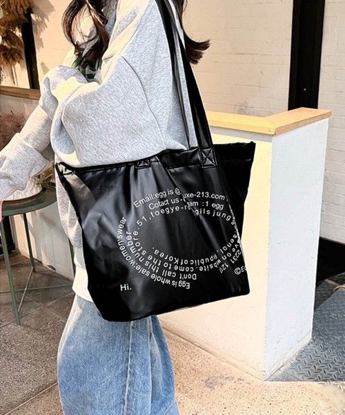 https://assets.mercari-shops-static.com/-/large/plain/2JXukQpxN4Agtp3xgZrf99.jpg@jpg