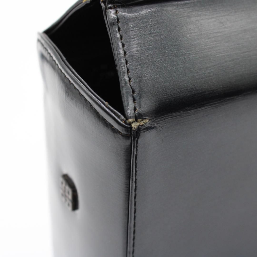https://assets.mercari-shops-static.com/-/large/plain/2JXumXAr8syitVdrtX6UZD.jpg@jpg