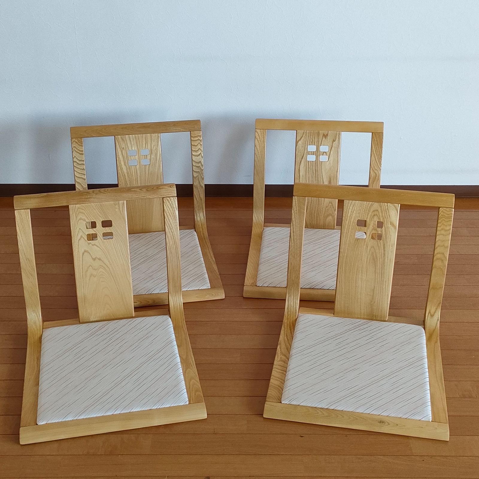 美品〉HIKARI 座椅子 4台セット クッション付き 和室 - メルカリ