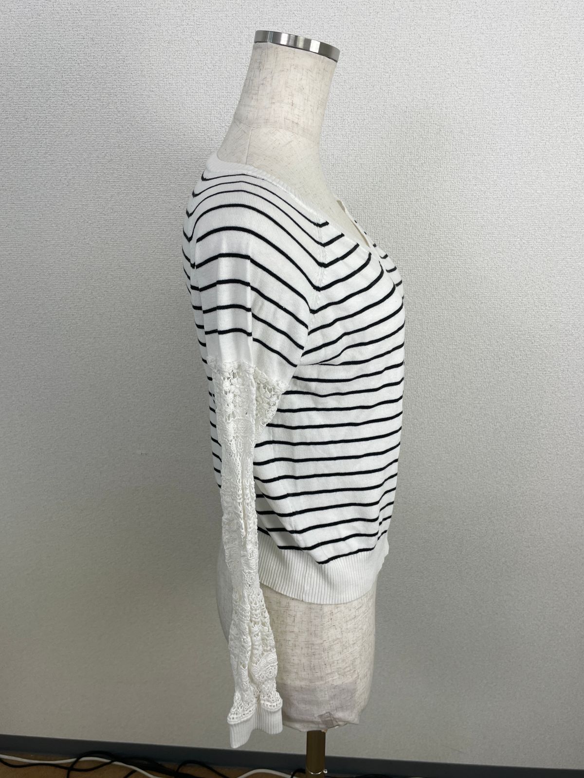 https://assets.mercari-shops-static.com/-/large/plain/2JXvJyX9hvx8WYstE2uvvq.jpg@jpg