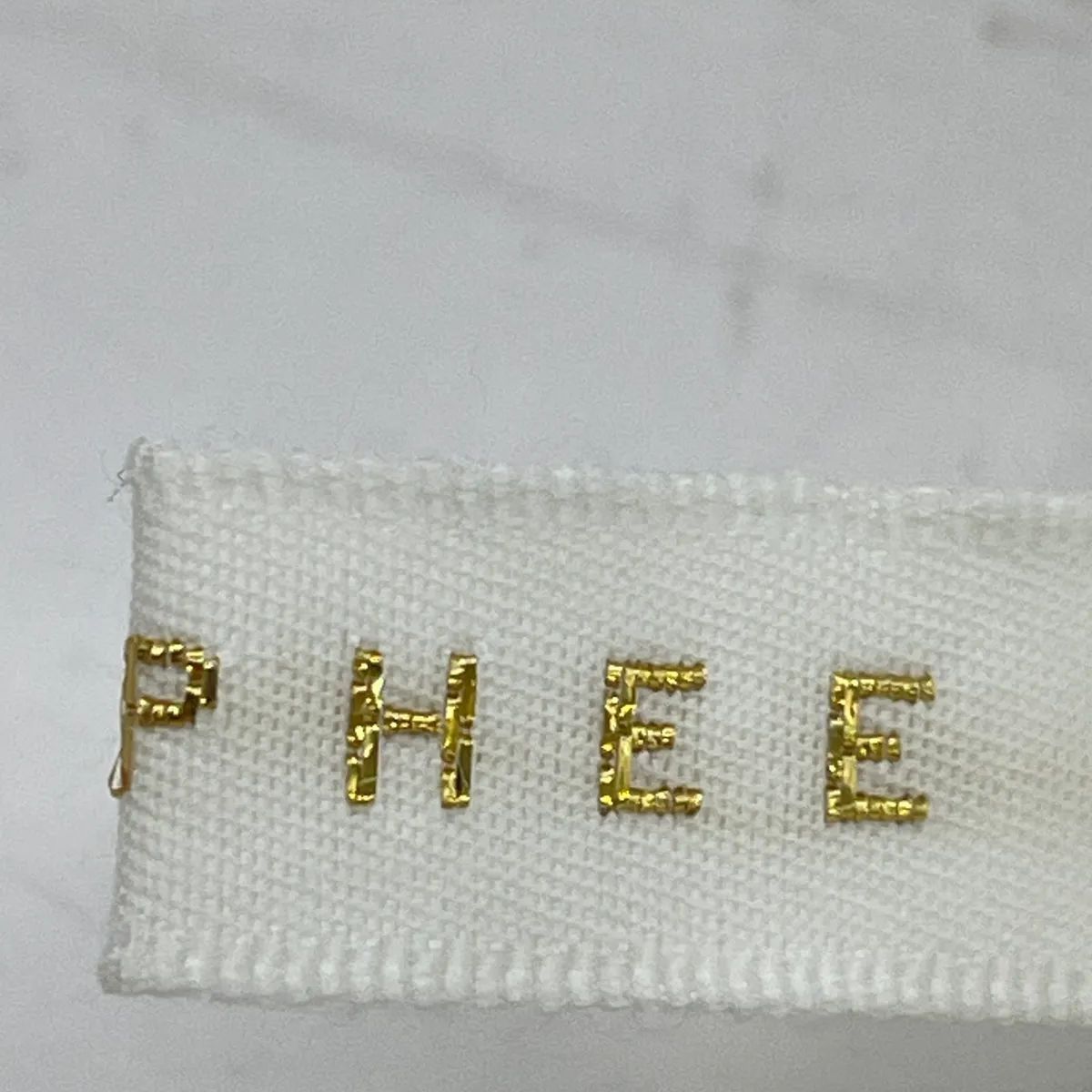 https://assets.mercari-shops-static.com/-/large/plain/2JXvJyXQaaz84p29pbb2tB.jpg@jpg