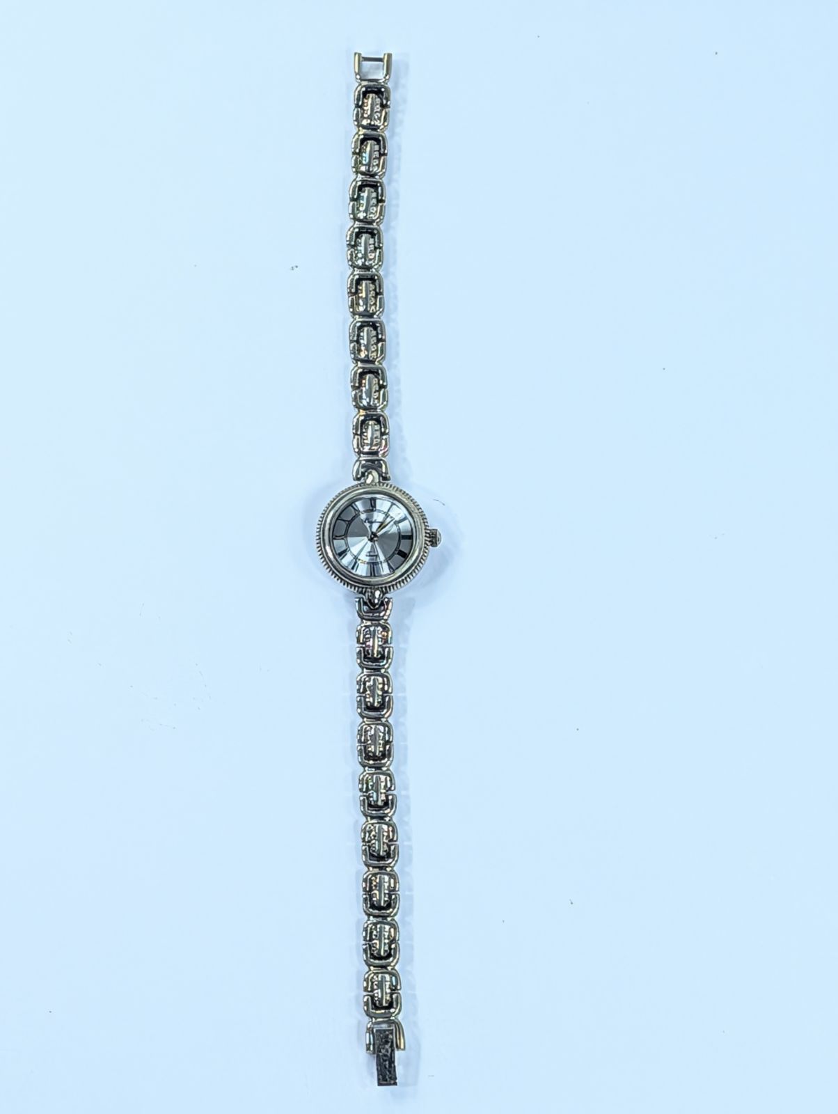 https://assets.mercari-shops-static.com/-/large/plain/2JXvNcZPVVXcq7kcPPoeAp.jpg@jpg