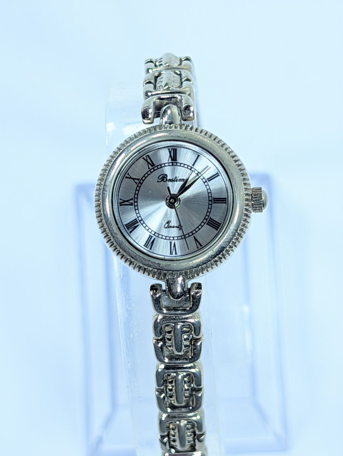 https://assets.mercari-shops-static.com/-/large/plain/2JXvNcZaG3aKnFpMHFjBjU.jpg@jpg