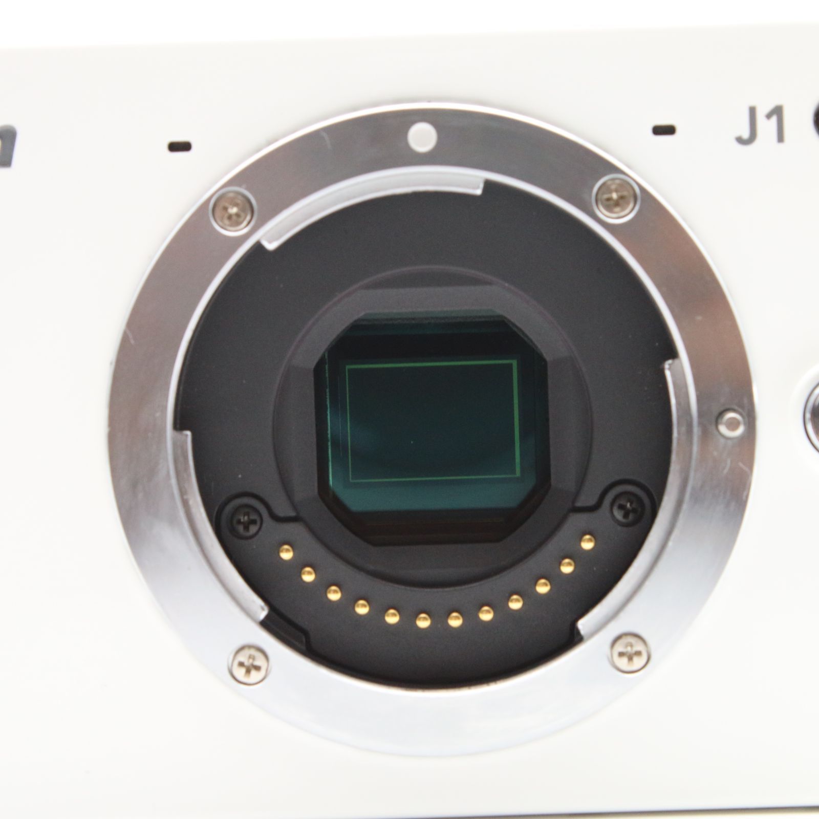 美品】 Nikon 1 J1 標準ズームレンズキット ホワイト 1 NIKKOR VR 10
