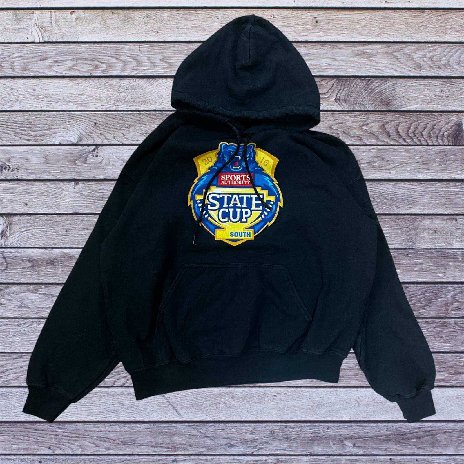 https://assets.mercari-shops-static.com/-/large/plain/2JXvbVp7SKMbiV4udFzZb7.jpg@jpg