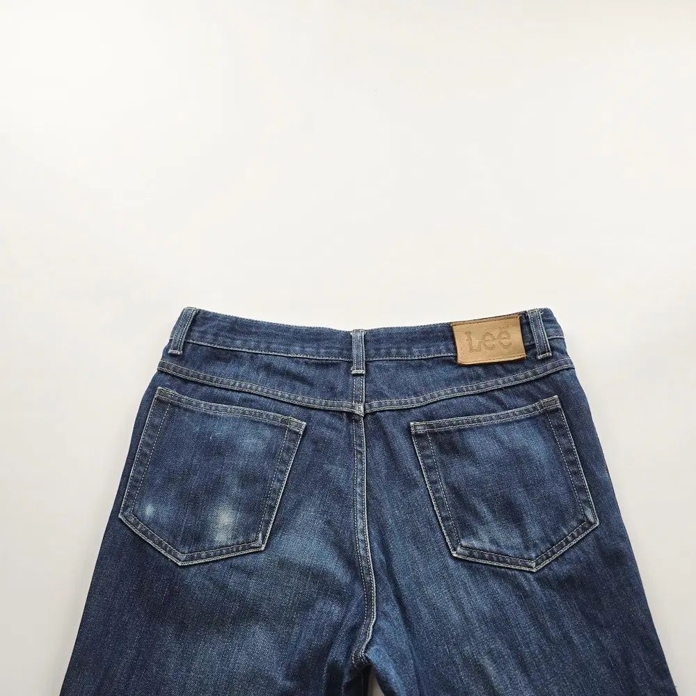 https://assets.mercari-shops-static.com/-/large/plain/2JXveyxrM3xVoovctoQxQe.webp@jpg