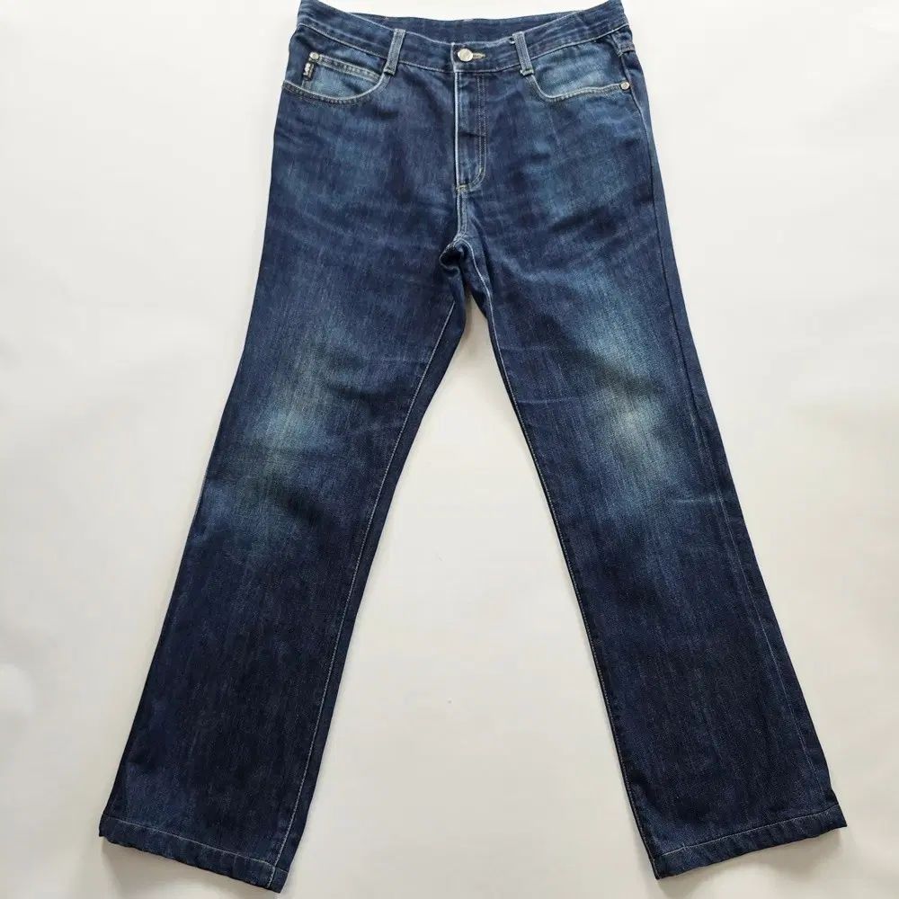 https://assets.mercari-shops-static.com/-/large/plain/2JXveyykGvTwQyJVC2dryQ.webp@jpg