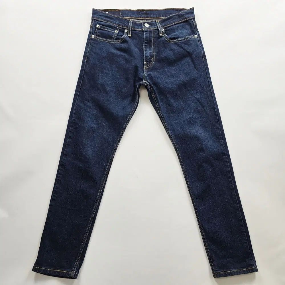 https://assets.mercari-shops-static.com/-/large/plain/2JXvyetm6so8xitBMRg7H5.webp@jpg