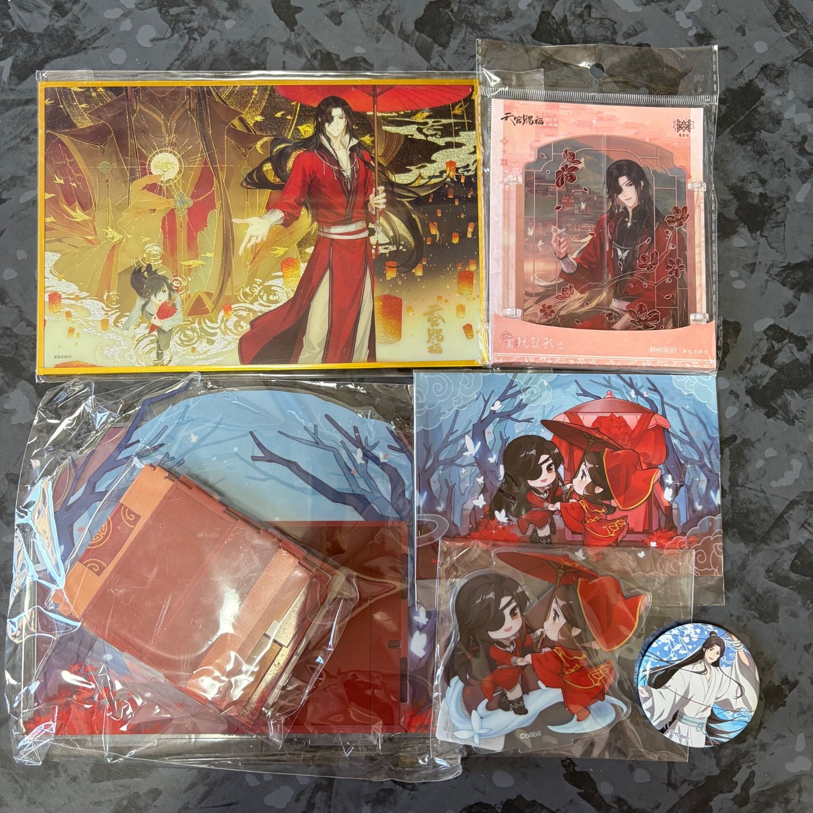 天官賜福 アクリルスタンド 缶バッジ まとめ売り No.398 - メルカリ