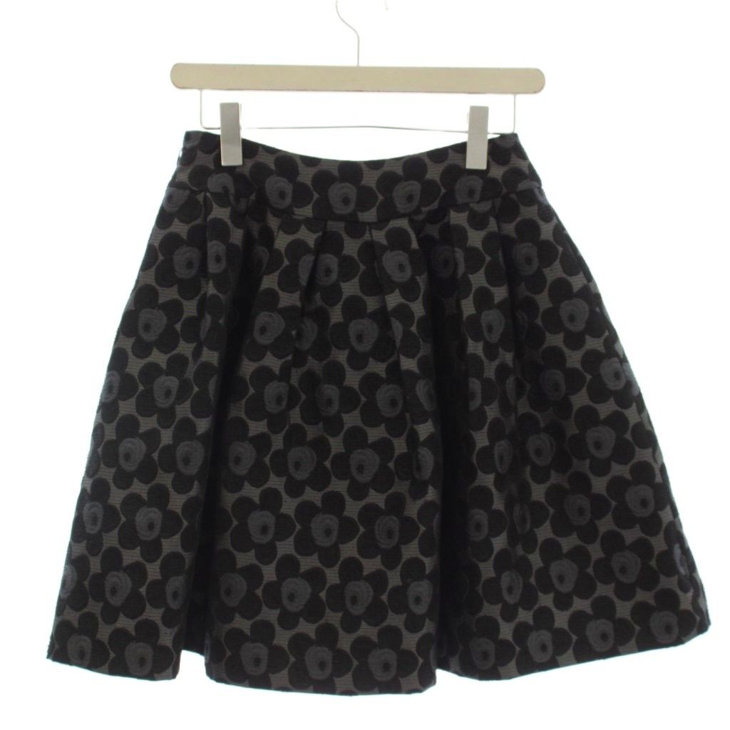 https://assets.mercari-shops-static.com/-/large/plain/2JXvzfdyRpdbRLDEfHTYrL.jpg@jpg
