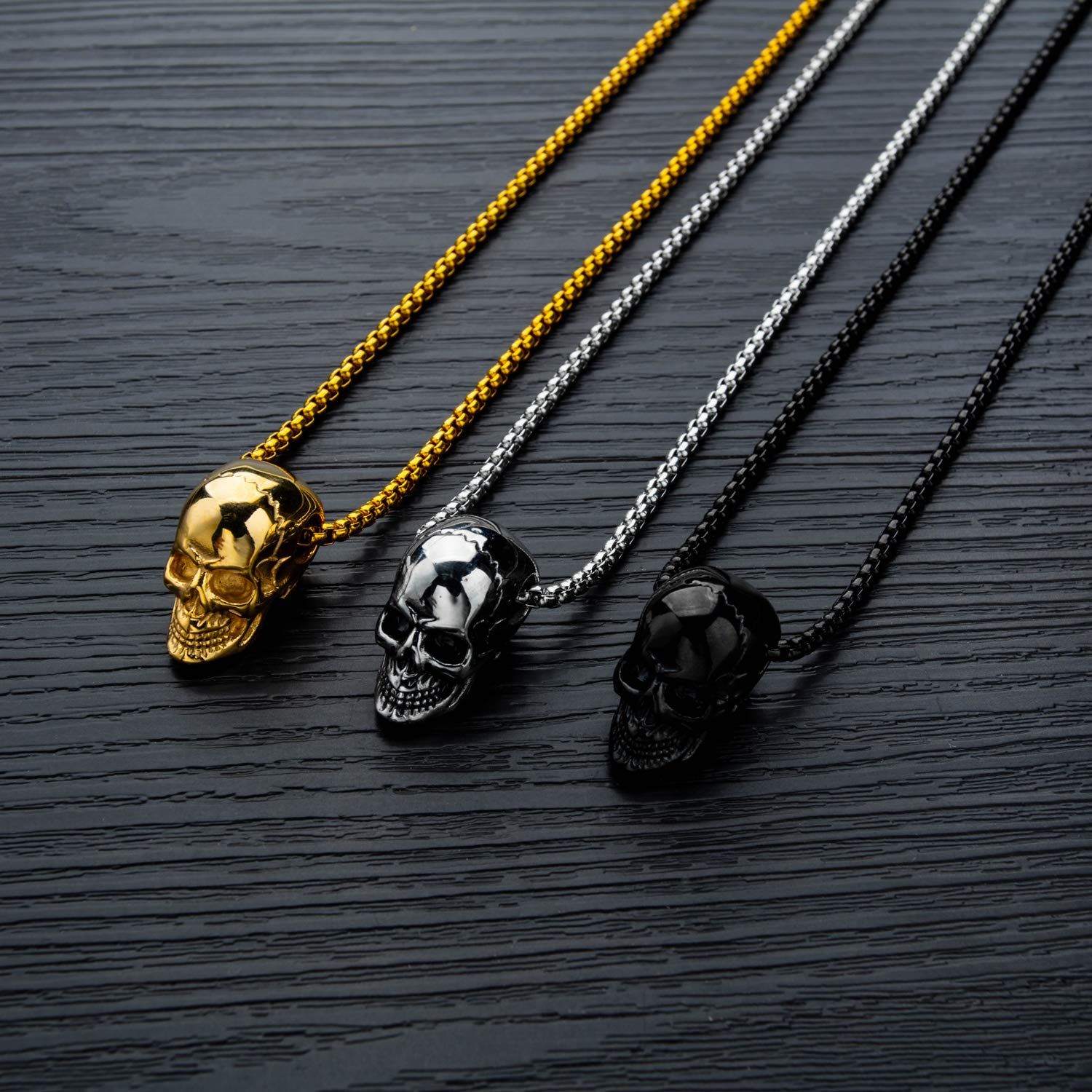 https://assets.mercari-shops-static.com/-/large/plain/2JXw2GRhwcDH2E4xF4vjHw.jpg@jpg