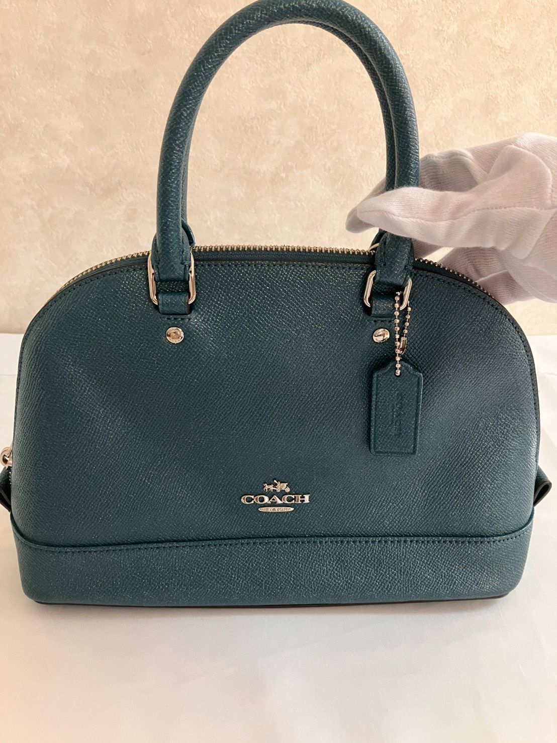 https://assets.mercari-shops-static.com/-/large/plain/2JXw4trRwV8s8A7n8vTNZp.jpg@jpg