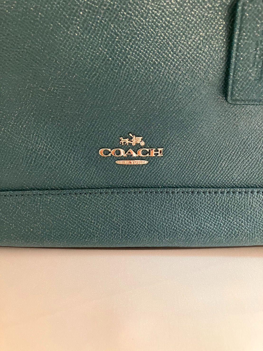 https://assets.mercari-shops-static.com/-/large/plain/2JXw4tsDEVhcV6vkCACmfu.jpg@jpg