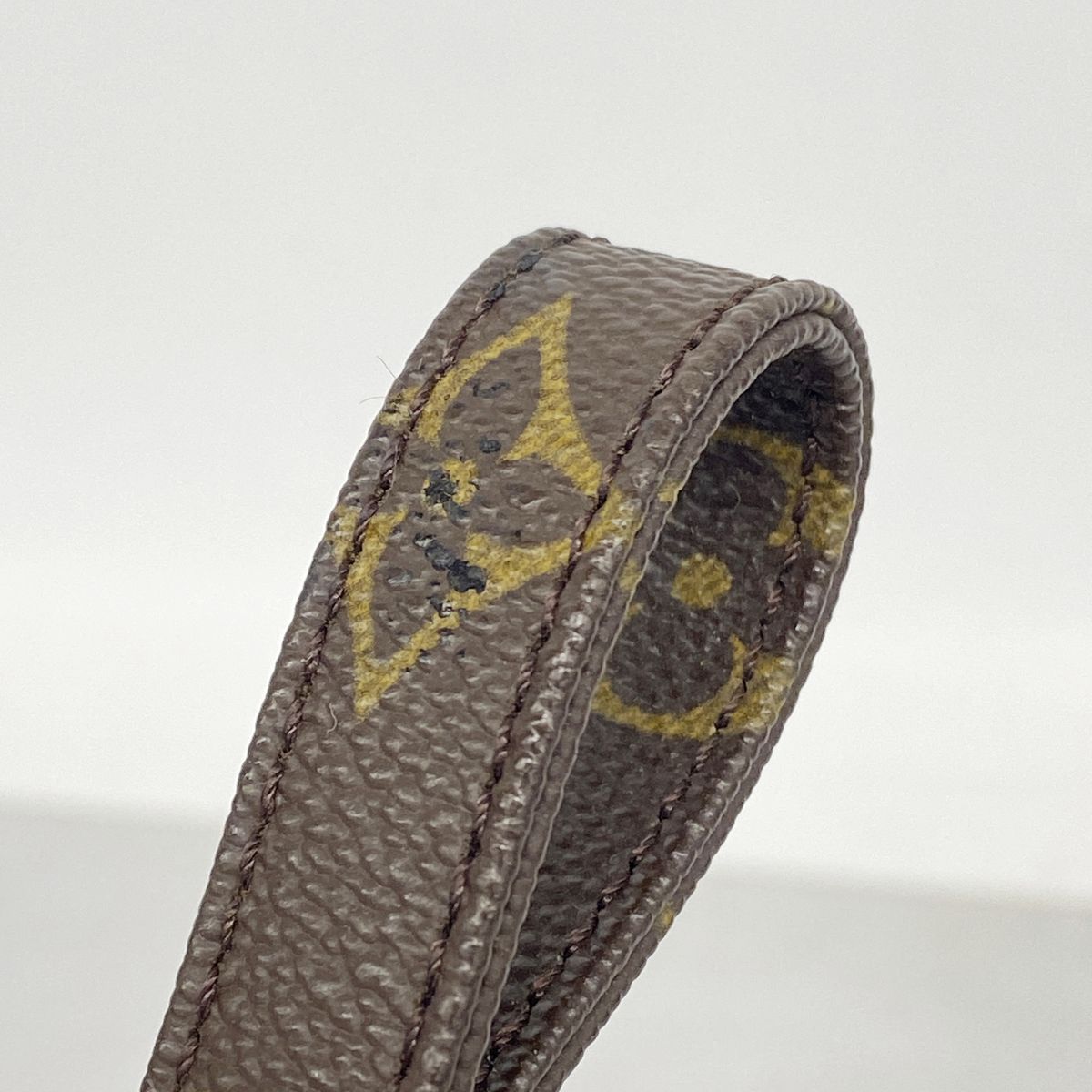 https://assets.mercari-shops-static.com/-/large/plain/2JXw5Dig7rP9WmFMoQBGmv.jpg@jpg