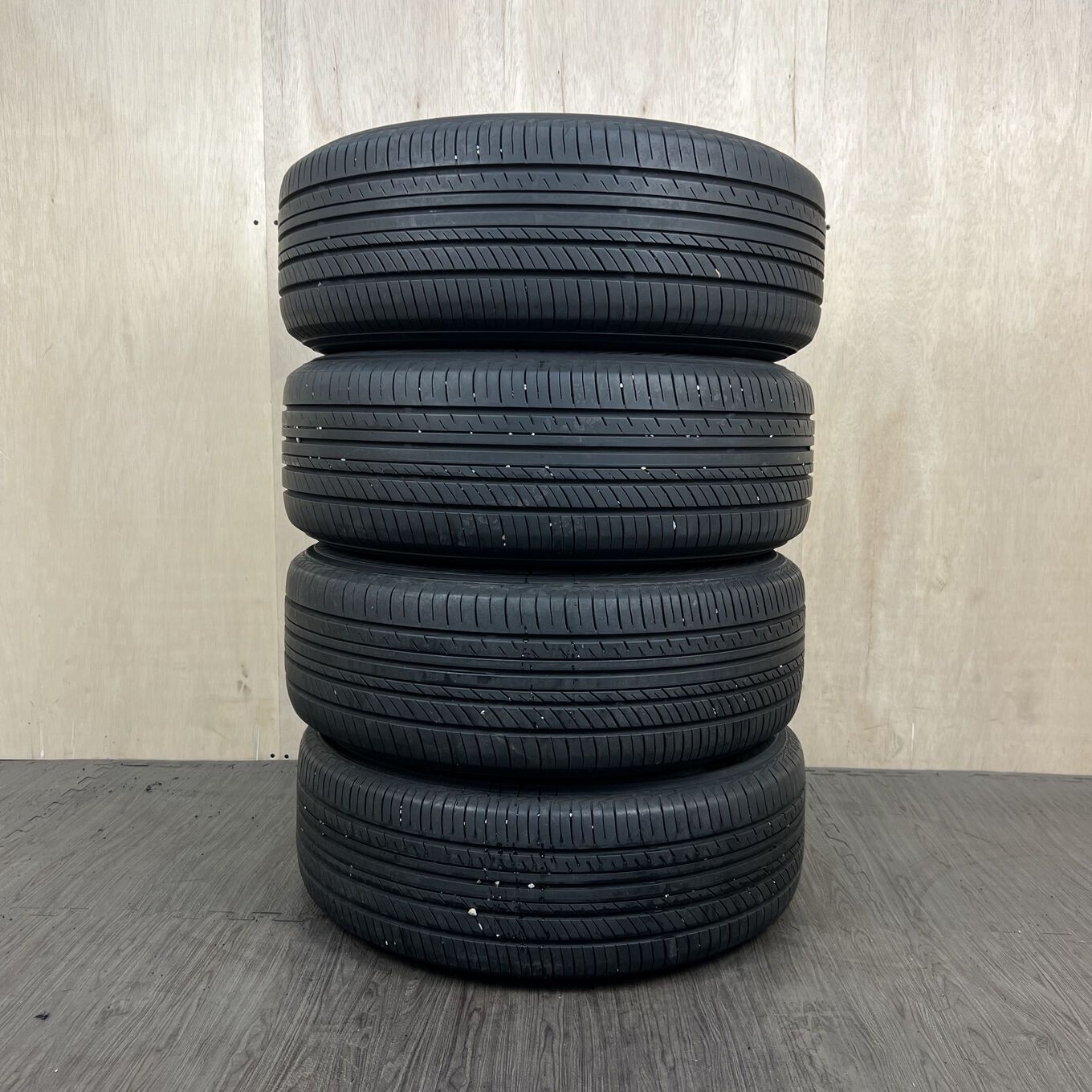 タイヤのみ]サマータイヤ 215/60R16 YOKOHAMA ADVAN DB V552 4本セット
