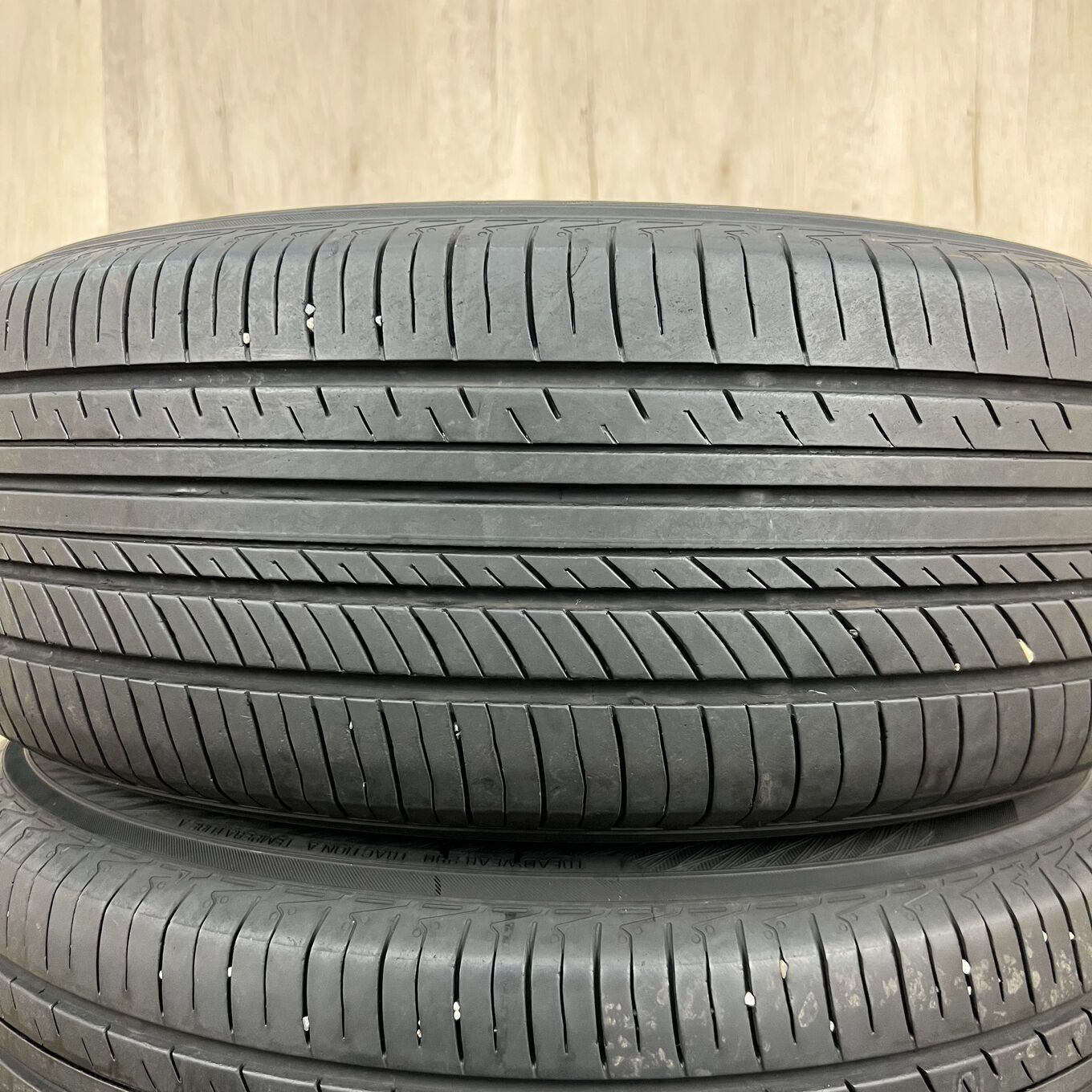 タイヤのみ]サマータイヤ 215/60R16 YOKOHAMA ADVAN DB V552 4本セット