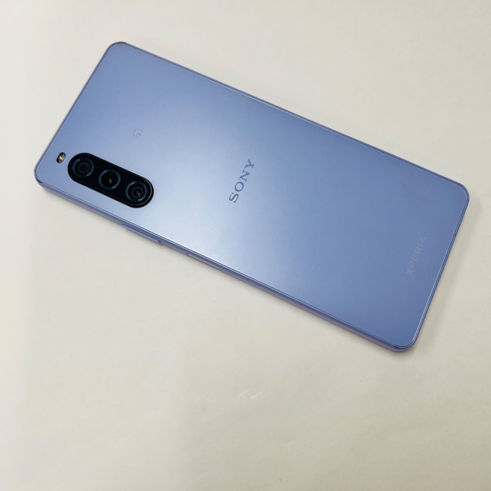 T09 a u SIMロック解除済み　X peria10V SOG11 Xperia 10 V SOG11 SIMフリー やや傷や汚れあり - メルカリ