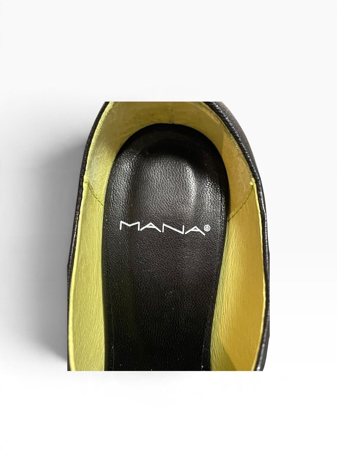 MANA】未使用完品 マナ スクエアトゥサークルヒールミュール サークル