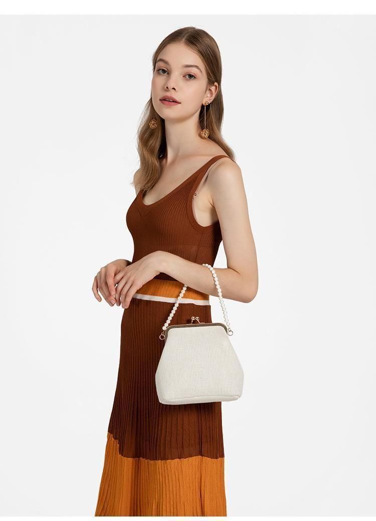 https://assets.mercari-shops-static.com/-/large/plain/2JXw7udttXEyTzZFFN62zj.jpg@jpg