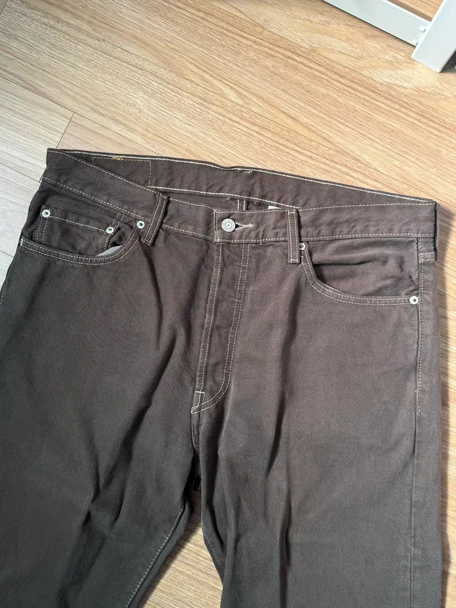 https://assets.mercari-shops-static.com/-/large/plain/2JXw9VaYbVhtXUs5CZ8MFX.webp@jpg