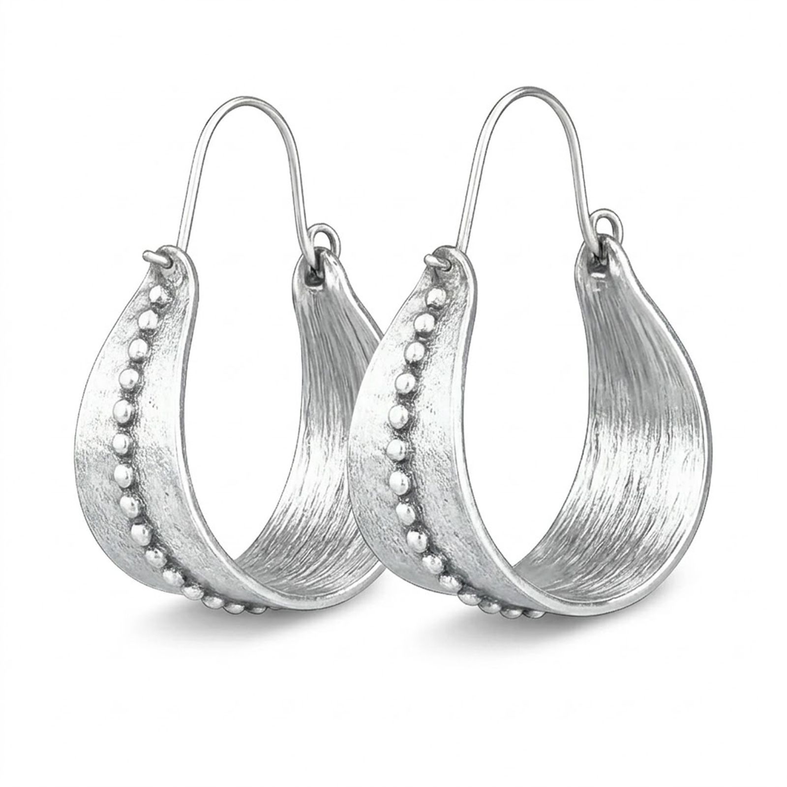 https://assets.mercari-shops-static.com/-/large/plain/2JXwGzEyjcTbVM7GojbgEC.jpg@jpg
