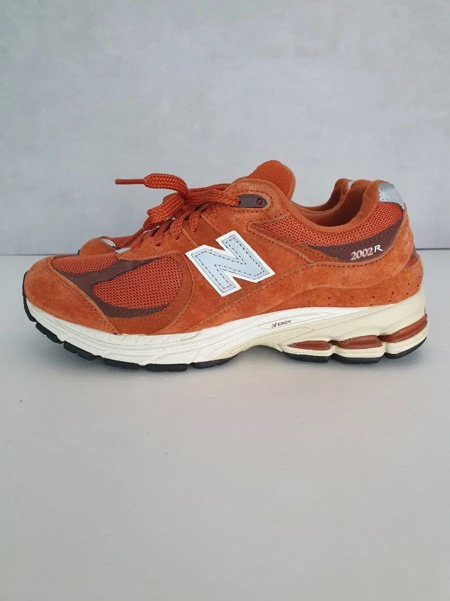 ニューバランス 2002R ラスト オクサイド (245) 12,508円