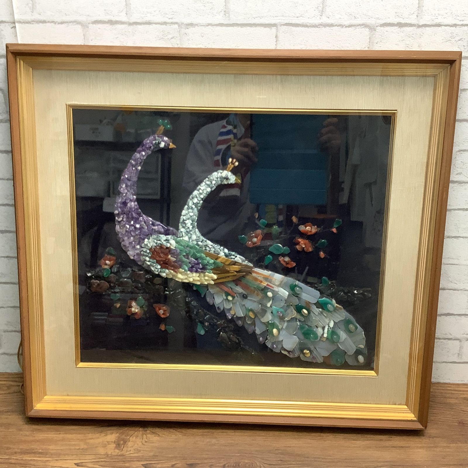 10108 宝石画 孔雀 クジャク 貴石画 天然石 額装 アートパネル 壁掛け