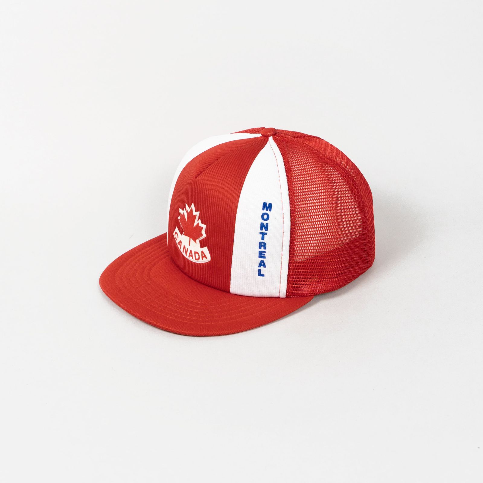 https://assets.mercari-shops-static.com/-/large/plain/2JXwWKHkVYiaks7rByw2ah.jpg@jpg