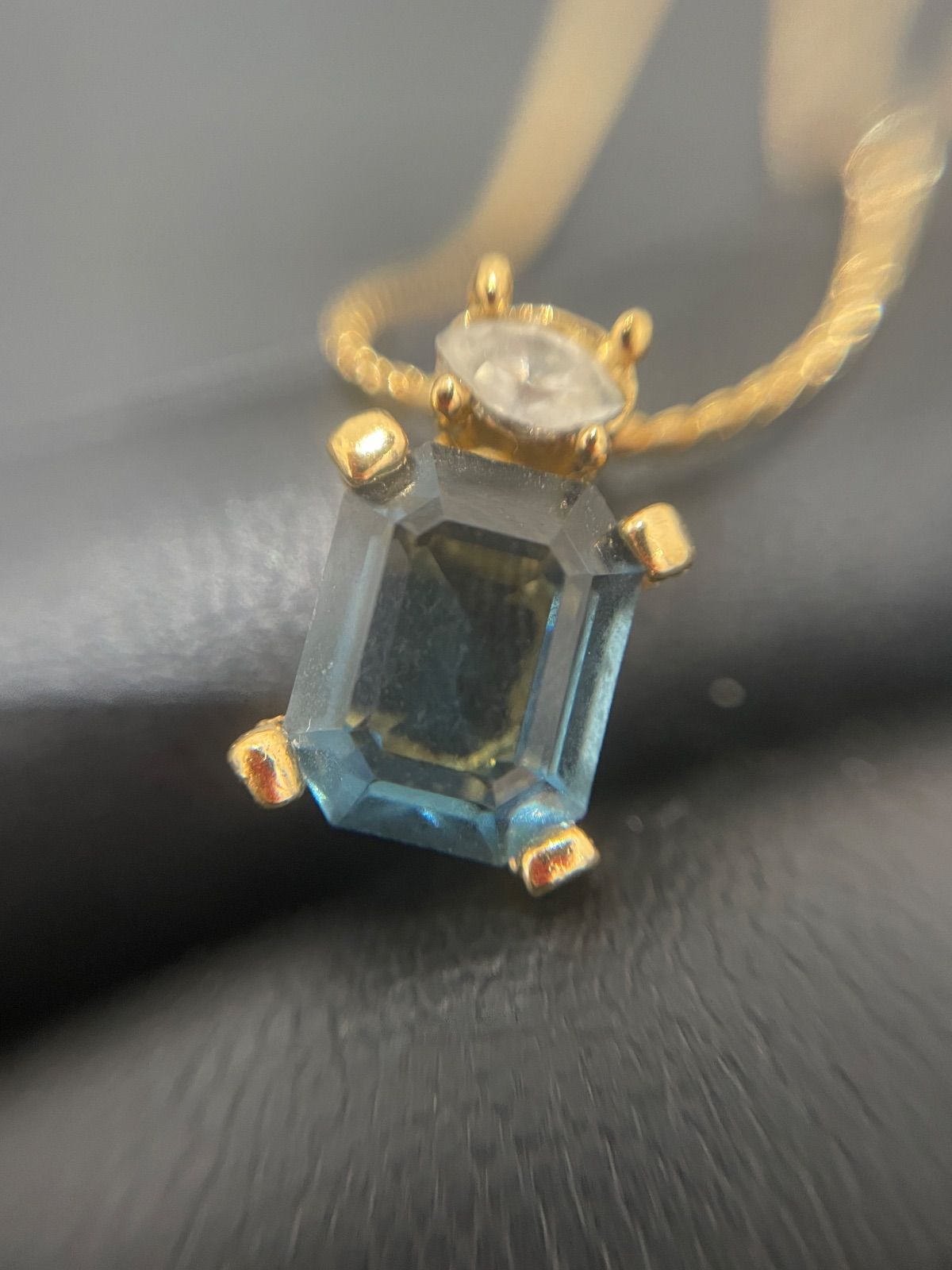https://assets.mercari-shops-static.com/-/large/plain/2JXwX6HhjCXszg8hLkUWVa.jpg@jpg