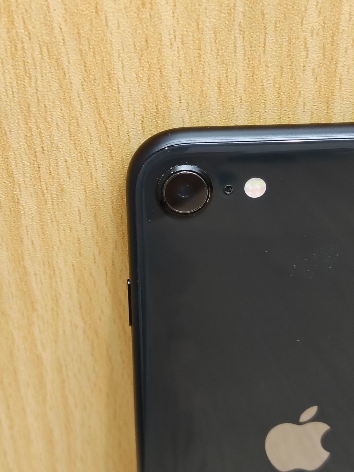 iPhone SE 第2世代 128GB ブラック SIMフリー - メルカリ