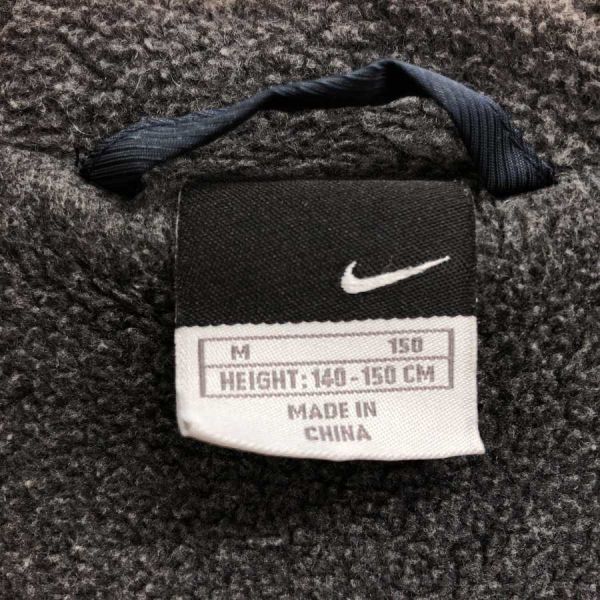 https://assets.mercari-shops-static.com/-/large/plain/2JXwdorieysGe5irxTcSft.jpg@jpg