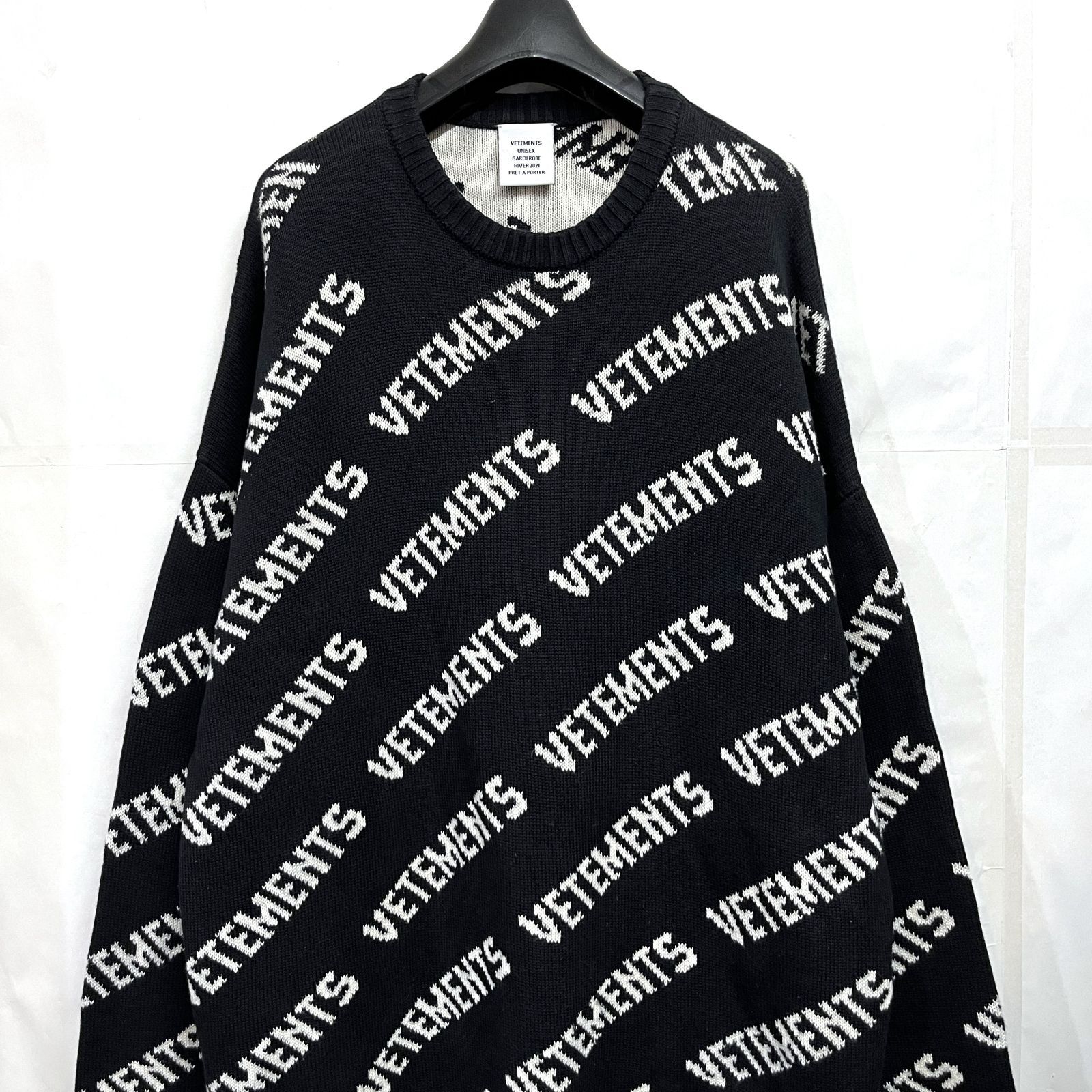 https://assets.mercari-shops-static.com/-/large/plain/2JXweEQUoXcTDZQPgzhUo9.jpg@jpg