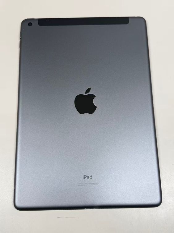 Apple iPad 第8世代 32GB スペースグレイ - メルカリ