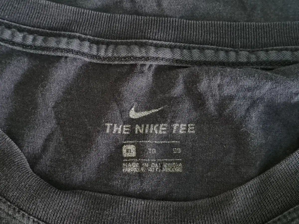 https://assets.mercari-shops-static.com/-/large/plain/2JXwhruLjmonf33iCQ2ibz.webp@jpg