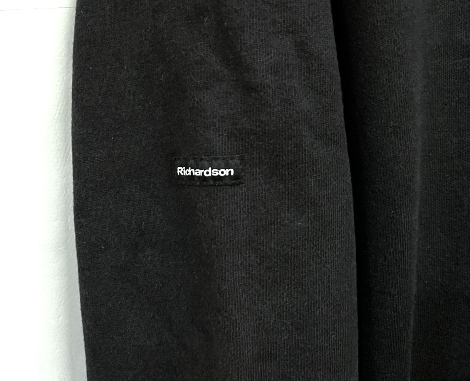 https://assets.mercari-shops-static.com/-/large/plain/2JXwiNetxKRb6BuMp8XxdA.jpg@jpg