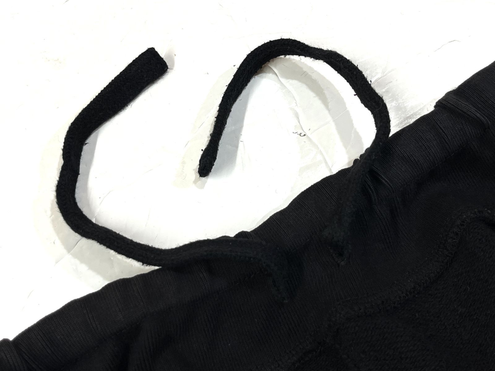 https://assets.mercari-shops-static.com/-/large/plain/2JXwiS5nVEvukBh7GgwsG8.jpg@jpg