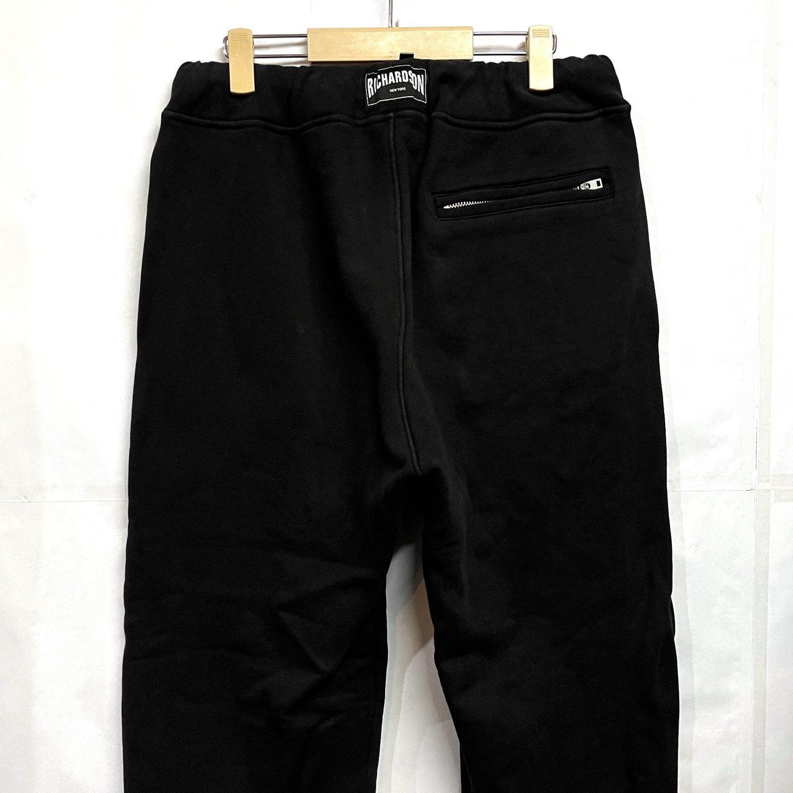 https://assets.mercari-shops-static.com/-/large/plain/2JXwiS6LowbmmRTWjYKaLY.jpg@jpg