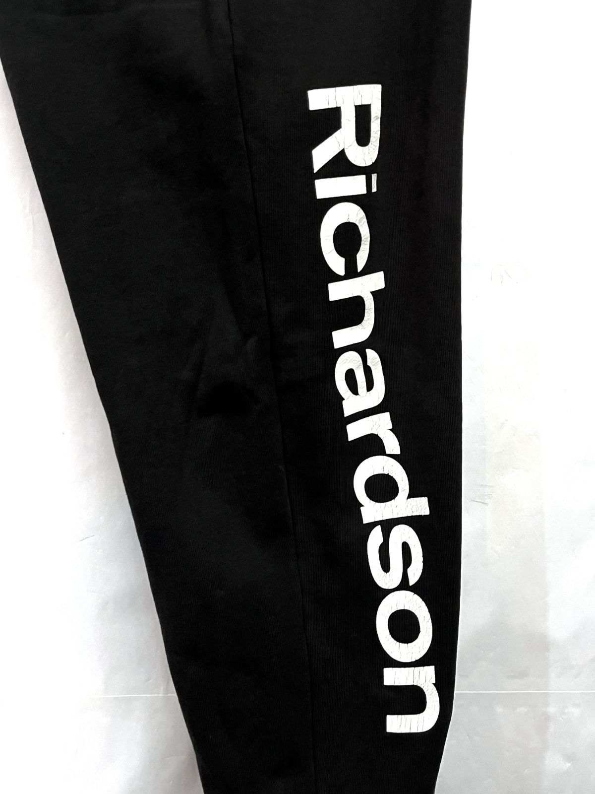 https://assets.mercari-shops-static.com/-/large/plain/2JXwiUneuU6XvRKxVr4r8M.jpg@jpg