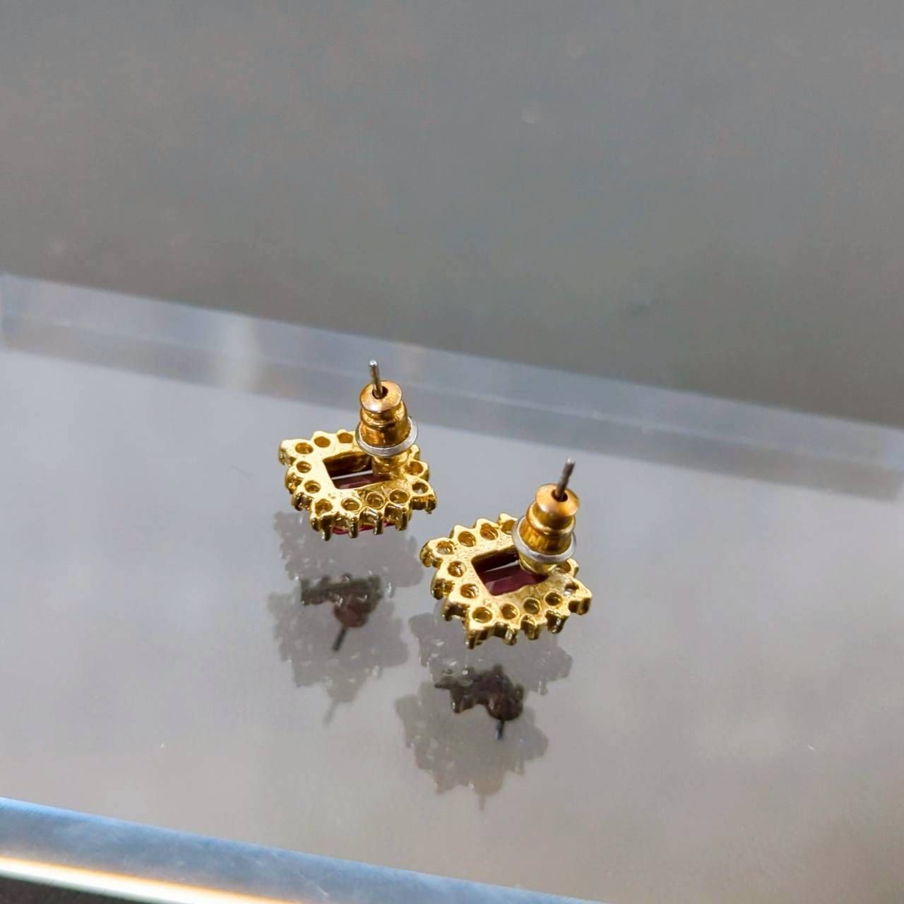 https://assets.mercari-shops-static.com/-/large/plain/2JXwpvUVVeNGLCcrKHa4pX.jpg@jpg