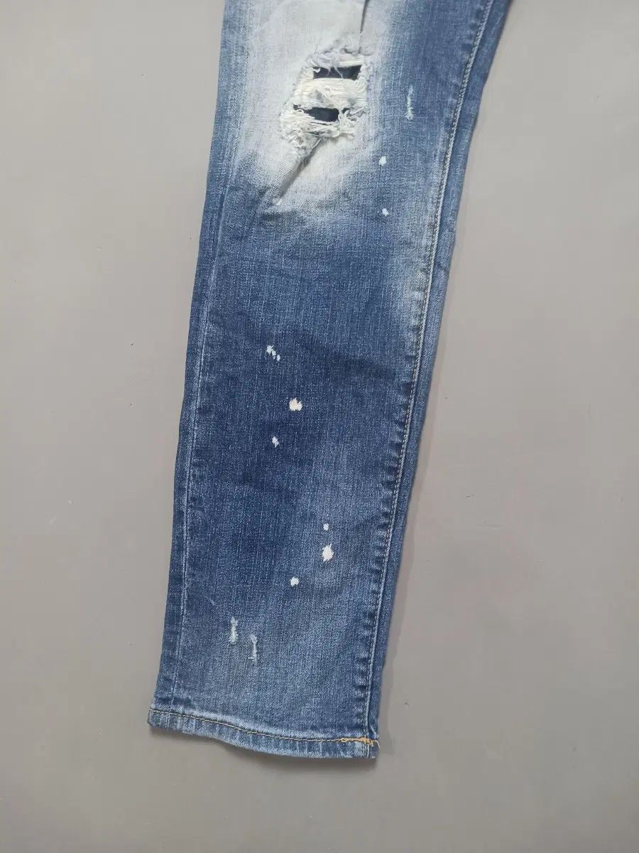 https://assets.mercari-shops-static.com/-/large/plain/2JXwzxLuuigQaLRbA9aVPT.webp@jpg
