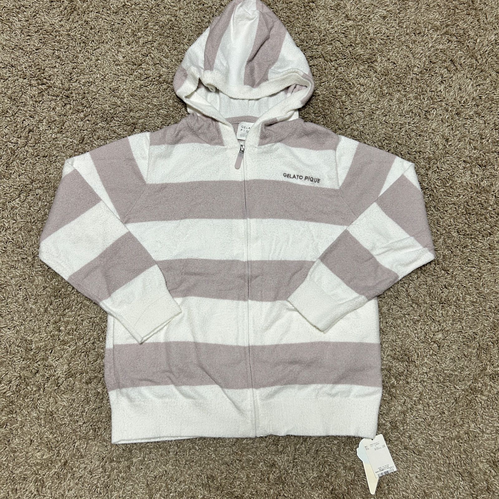 https://assets.mercari-shops-static.com/-/large/plain/2JXx3xcgq6iqNmyikBnqQP.jpg@jpg